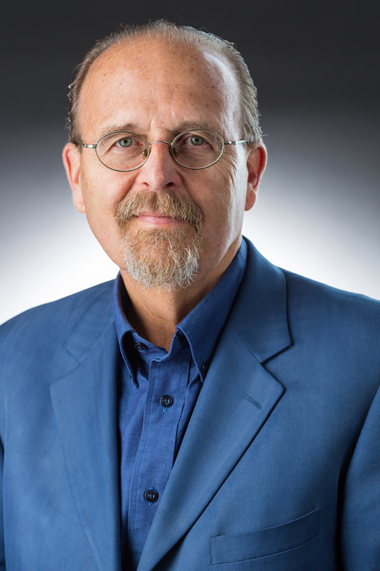 Carl Burcker headshot