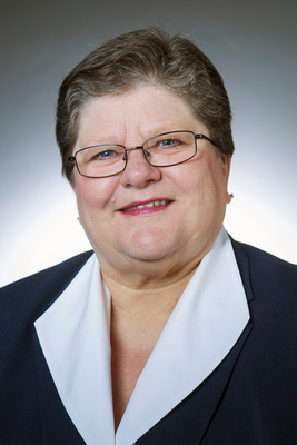 Dr. Linda Bean