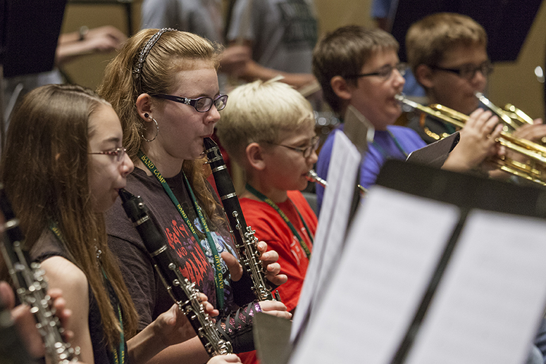 Middle School band playing