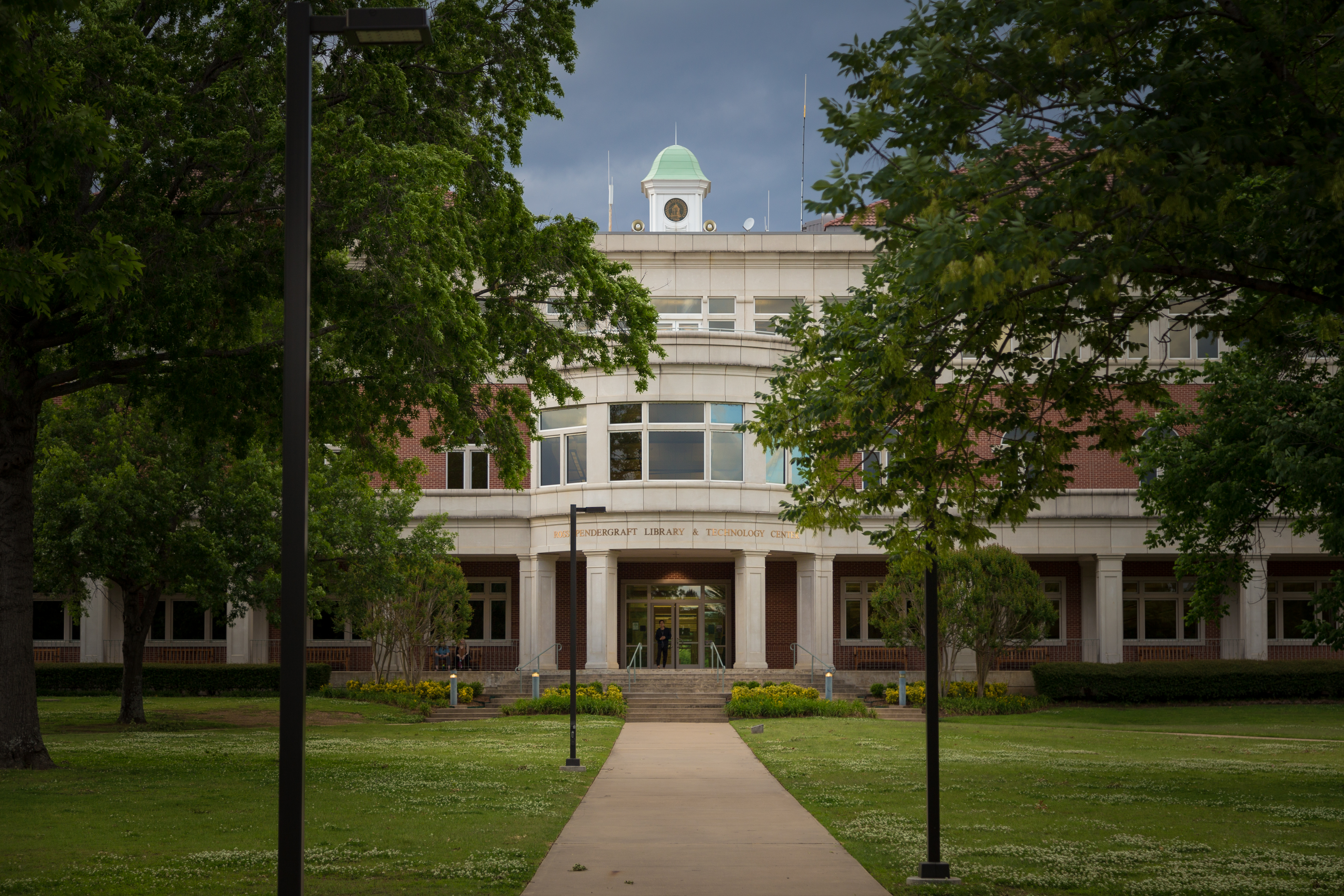 Ross Pendergraft Library 