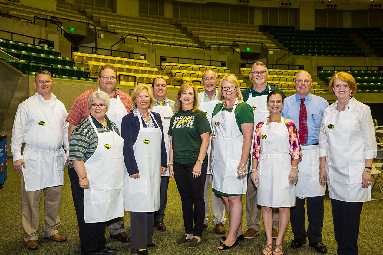 executive council group photo at the staff appreciation cookout